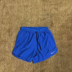 Blue Nike 2 in 1 shorts - Men’s size Small